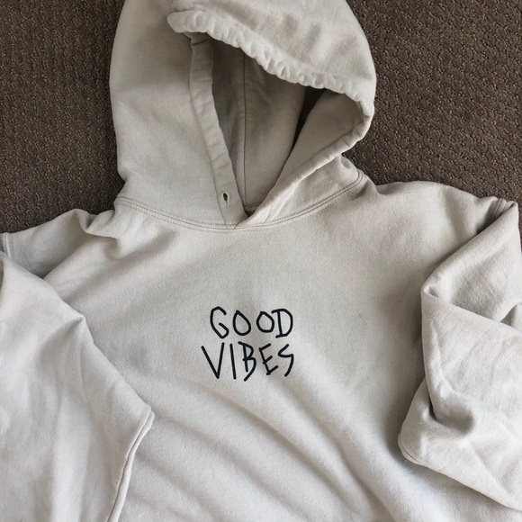 Sweatshirt - Picture 3 of 4